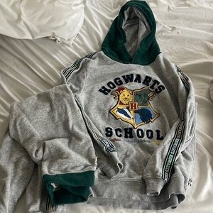 H&M Harry Potter Hogwarts School Sweatshirt Sweatpants School Matching Set